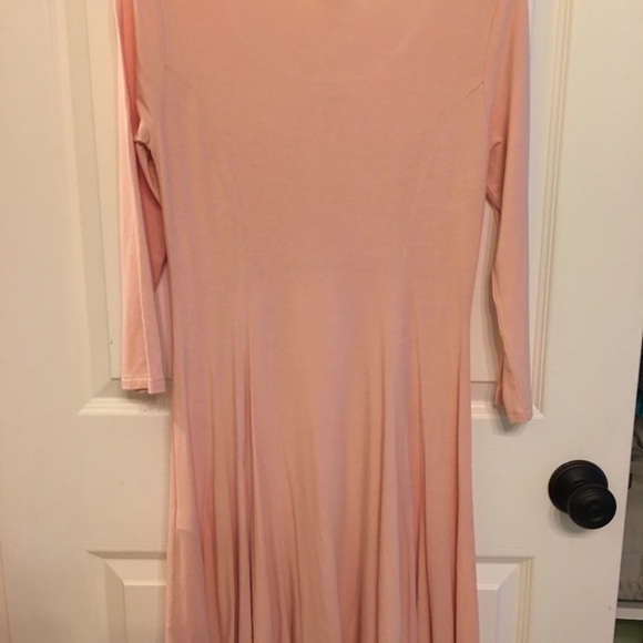 Forever 21 Stretch Rose Dress - Picture 5 of 6